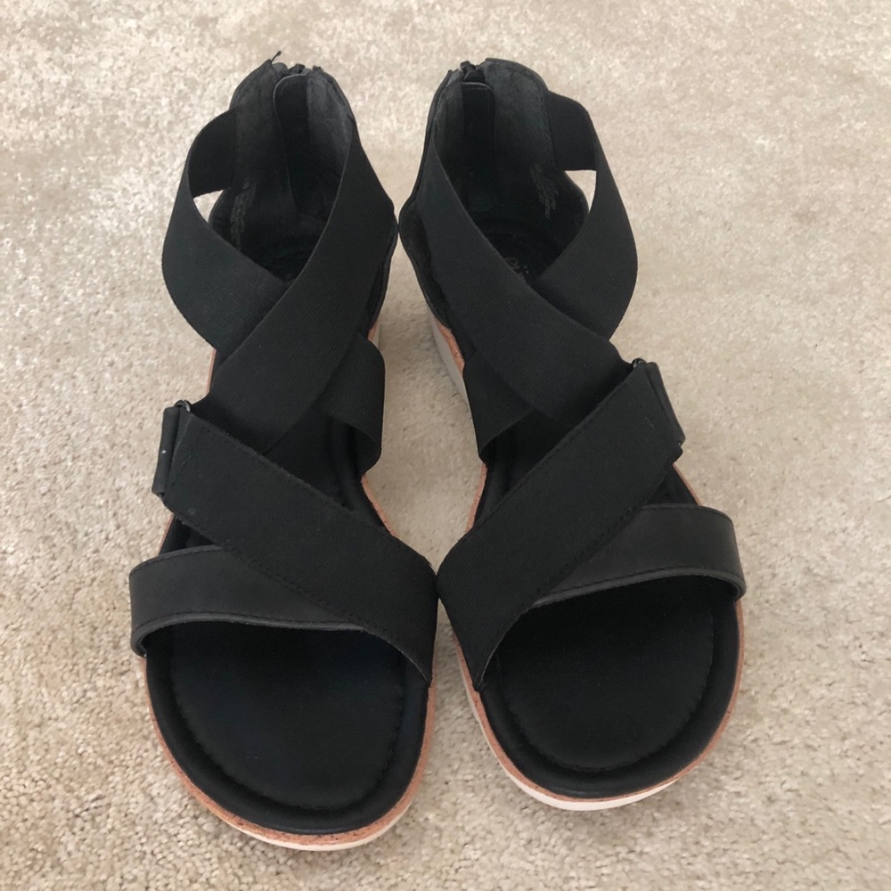 Eurosoft by Sofft Clarissa Black Sandals